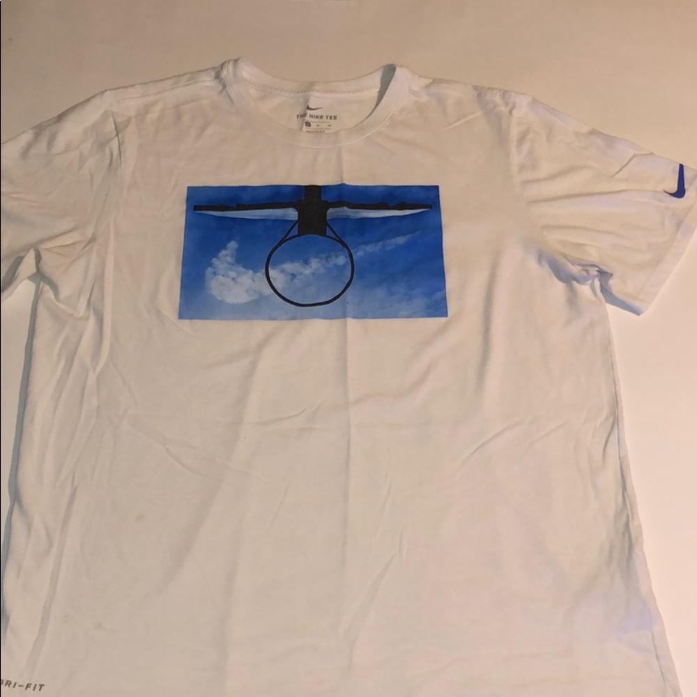 Nike Tee